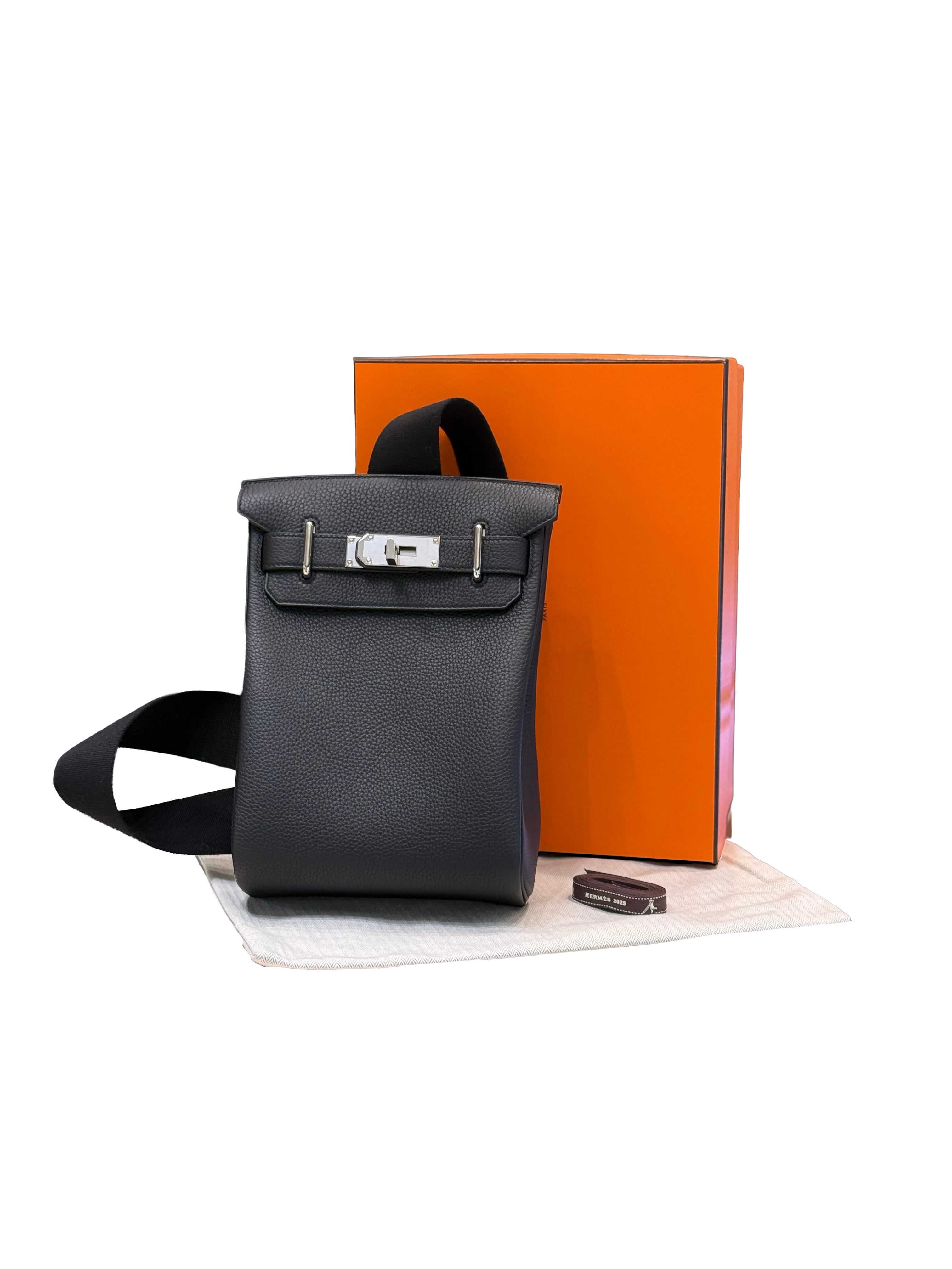 Hermès HAC à Dos in Black