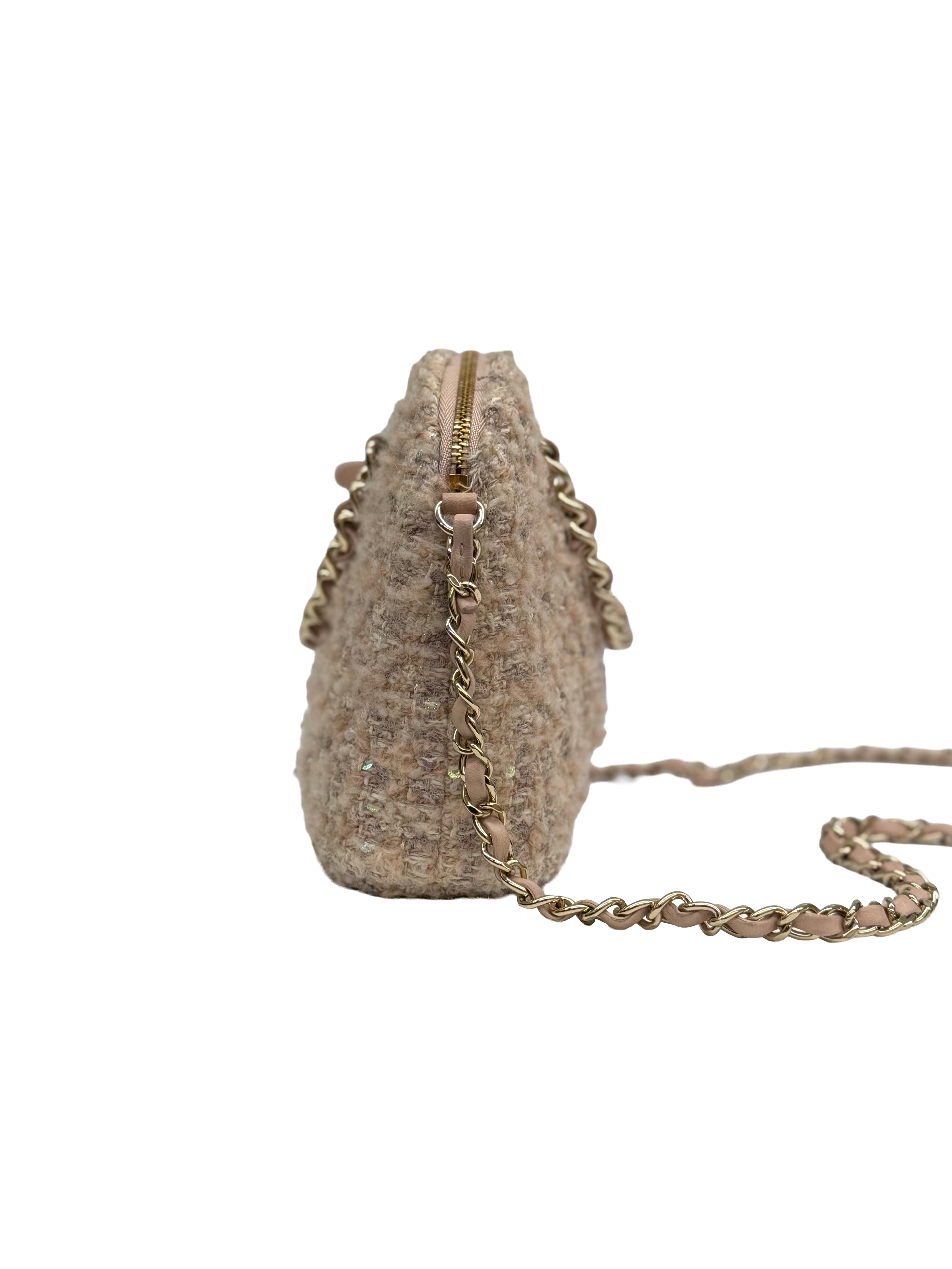 Chanel Cotton Wool Tweed Sequin Quilted Shiny Coco Clutch