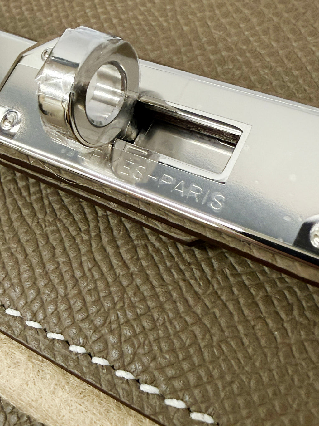 Hermés Pochette Hermès Kelly Dépêches