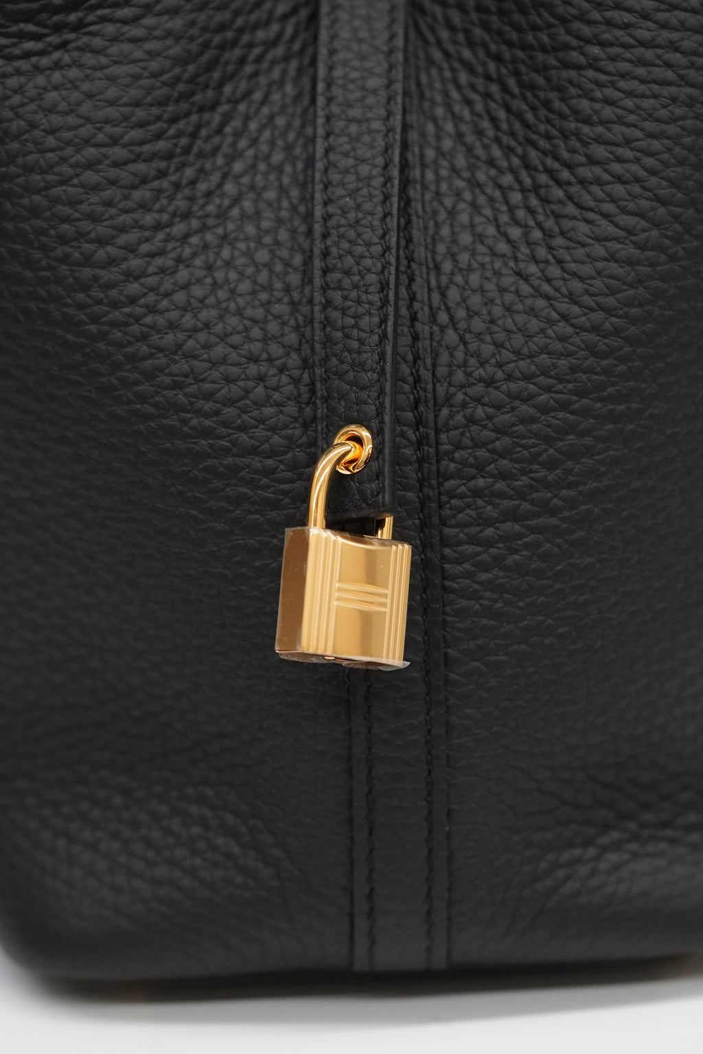 Hermés Picotin Black 18