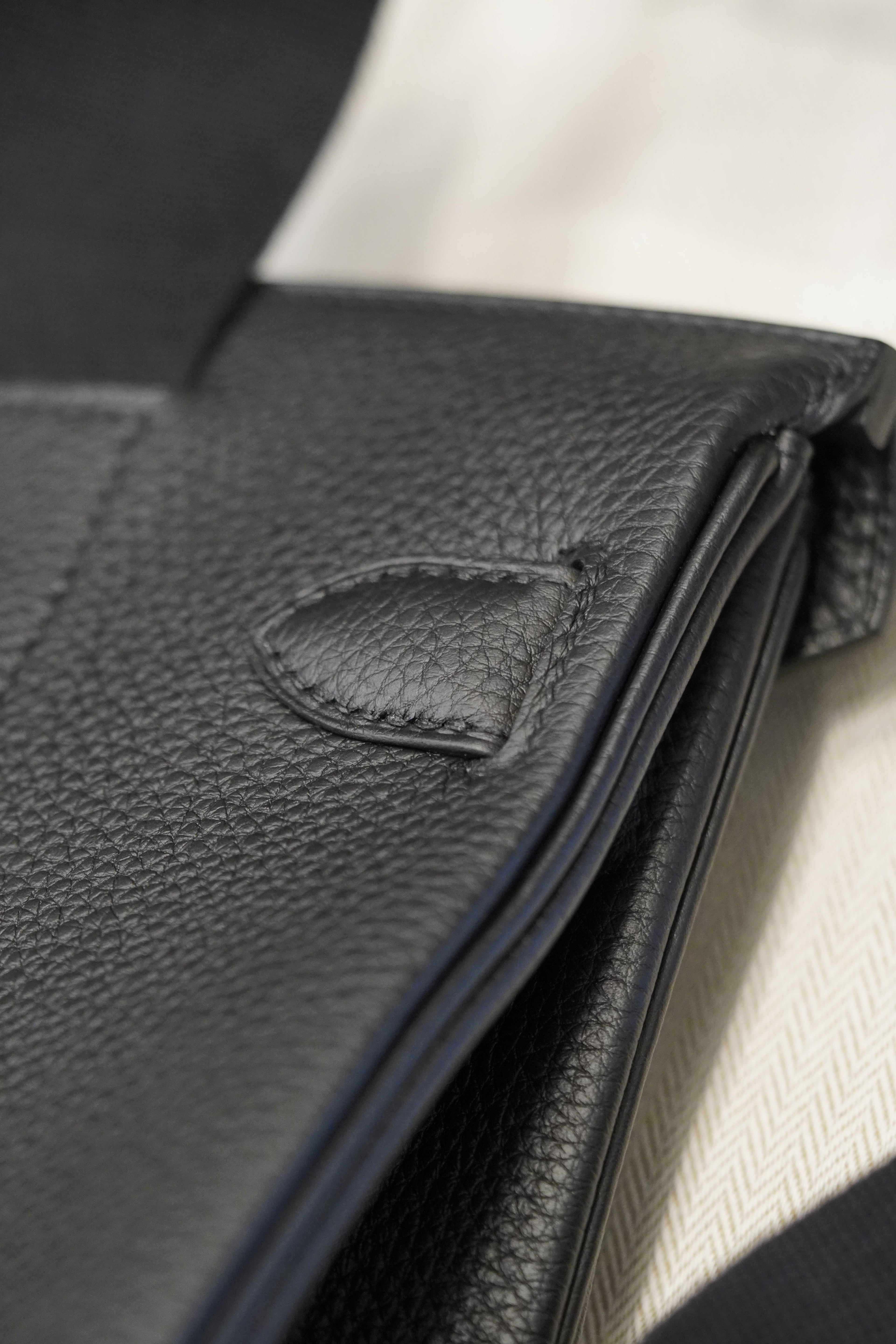 Hermès HAC à Dos in Black